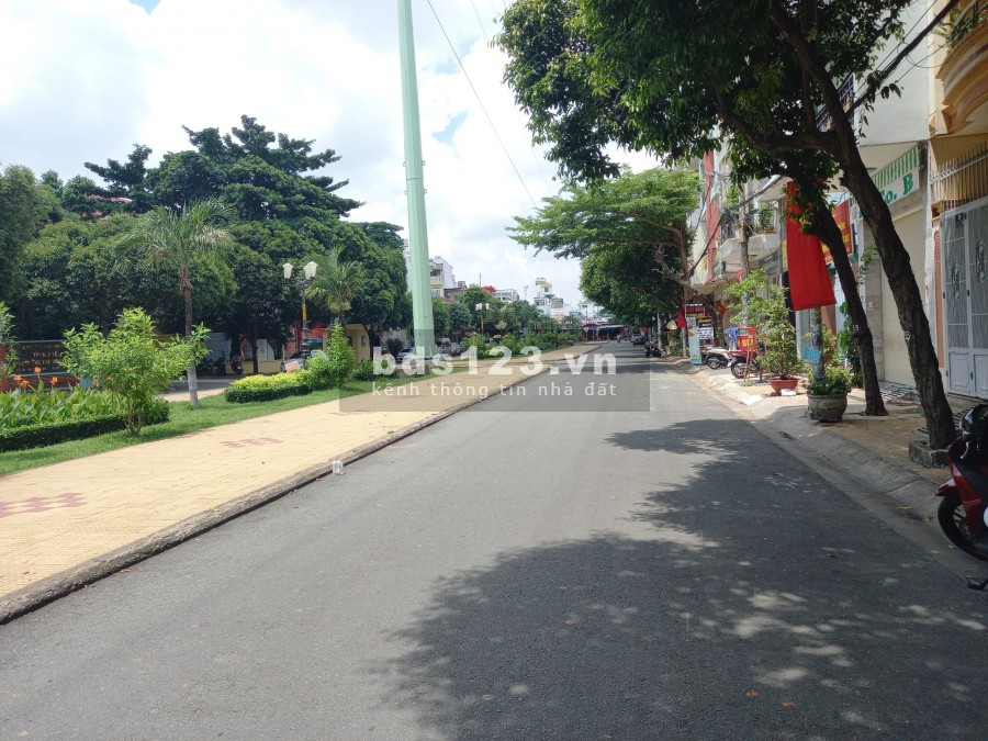 Tân Phú Mặt Tiền Nguyễn Thế Truyện dt 68m2 Full Công Năng Sử Dụng Giá rẻ