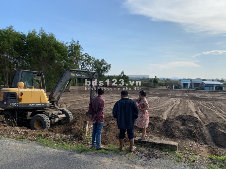 Còn vài lô MT trong khu đô thị Hồ Tràm - BRVT 5000ha, vị trí đẹp, giá F0 rất là bánh bèo, SHR
