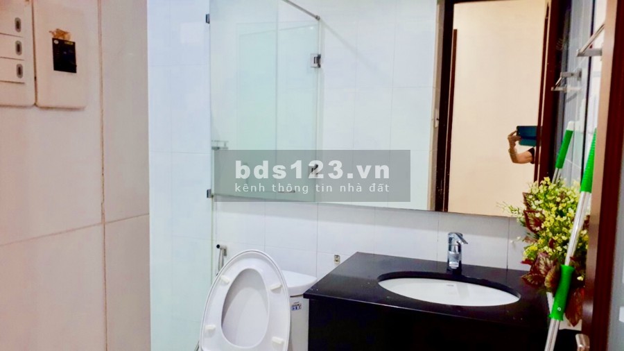 Cộng Hòa Plaza hiện đang trống căn 2PN, Full nội thất, tầng trung Giá 12Tr
