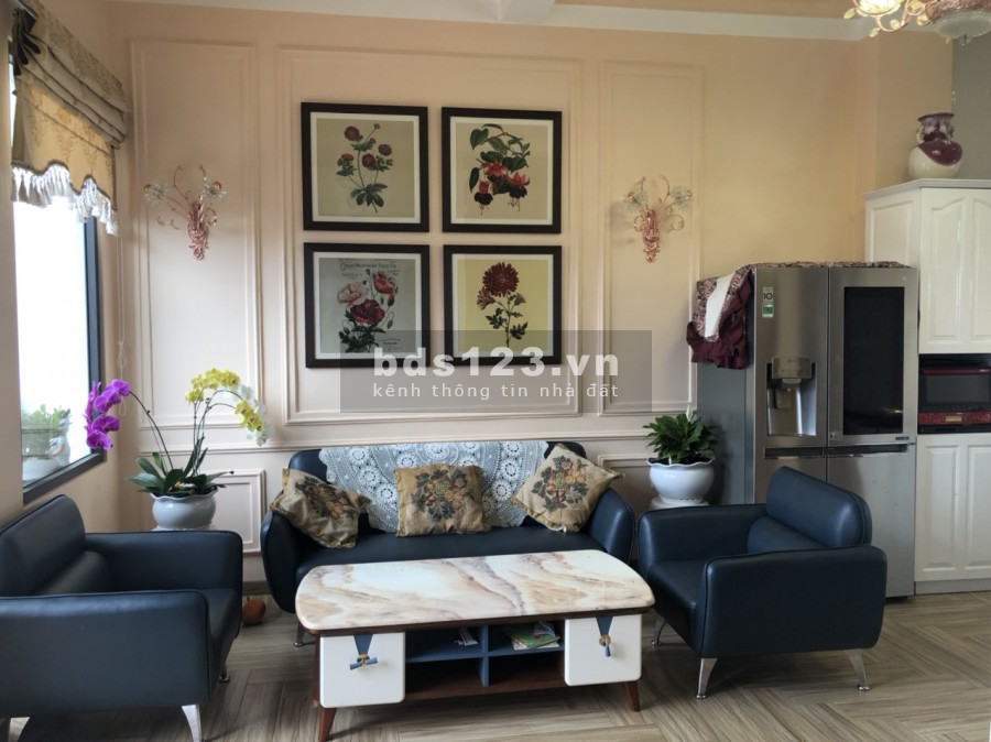 Bán Biệt Thự view săn mây ngay trung tâm Đà Lạt
