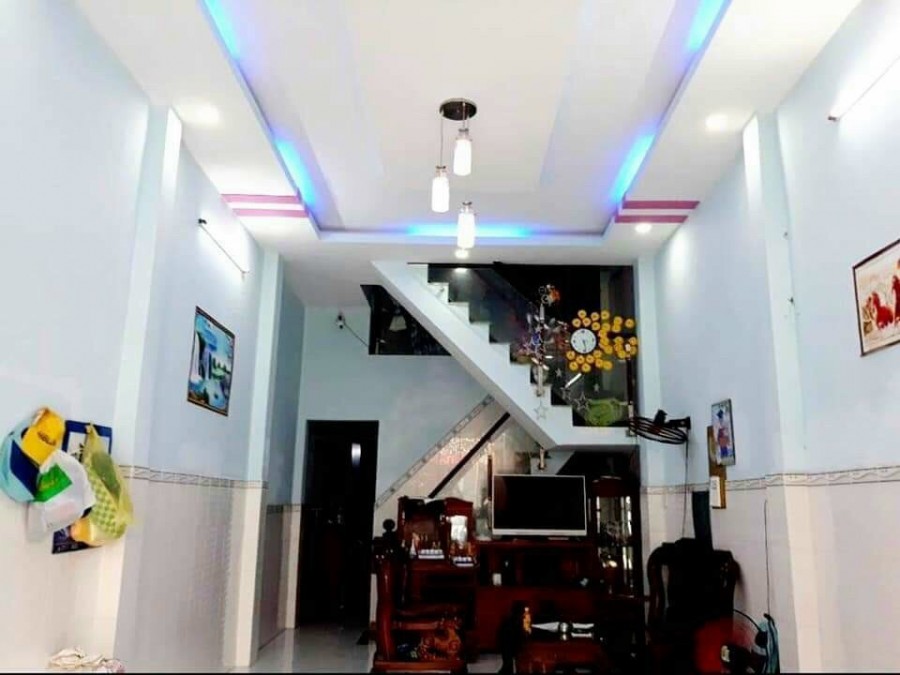 Cần Bán Nhà Chính Chủ Sổ Hồng Riêng; Thuộc Phạm Đăng Giảng. P Bình Hưng Hòa. Bình Tân