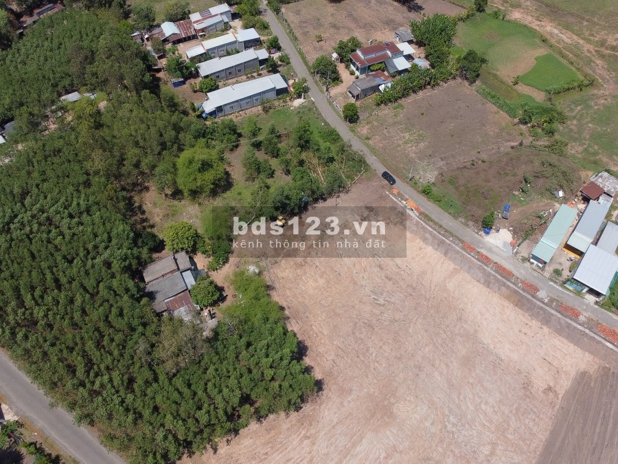 Còn vài lô MT trong khu đô thị Hồ Tràm - BRVT 5000ha, vị trí đẹp, giá F0 rất là bánh bèo, SHR