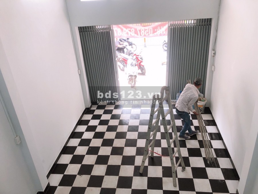 Mặt tiền trước sau Nguyễn Kiệm 1 trệt lửng lầu