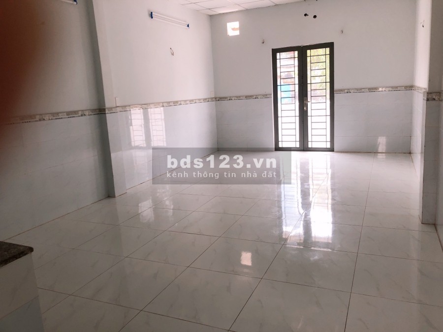 Mặt tiền trước sau Nguyễn Kiệm 1 trệt lửng lầu