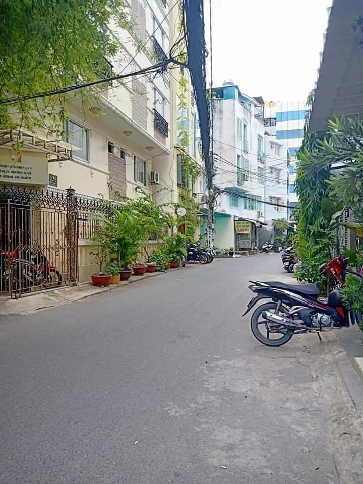 Bán Nhà Mặt tiền Ni Sư Huỳnh Liên Tân Bình 5x20 giá rẻ chỉ 11tỷ