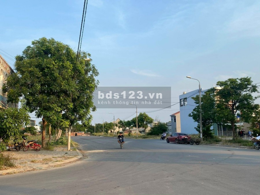Cần bán lô đất ĐÃ CÓ SỔ khu phố chợ Điện Nam, Điện Ngọc giá đầu tư