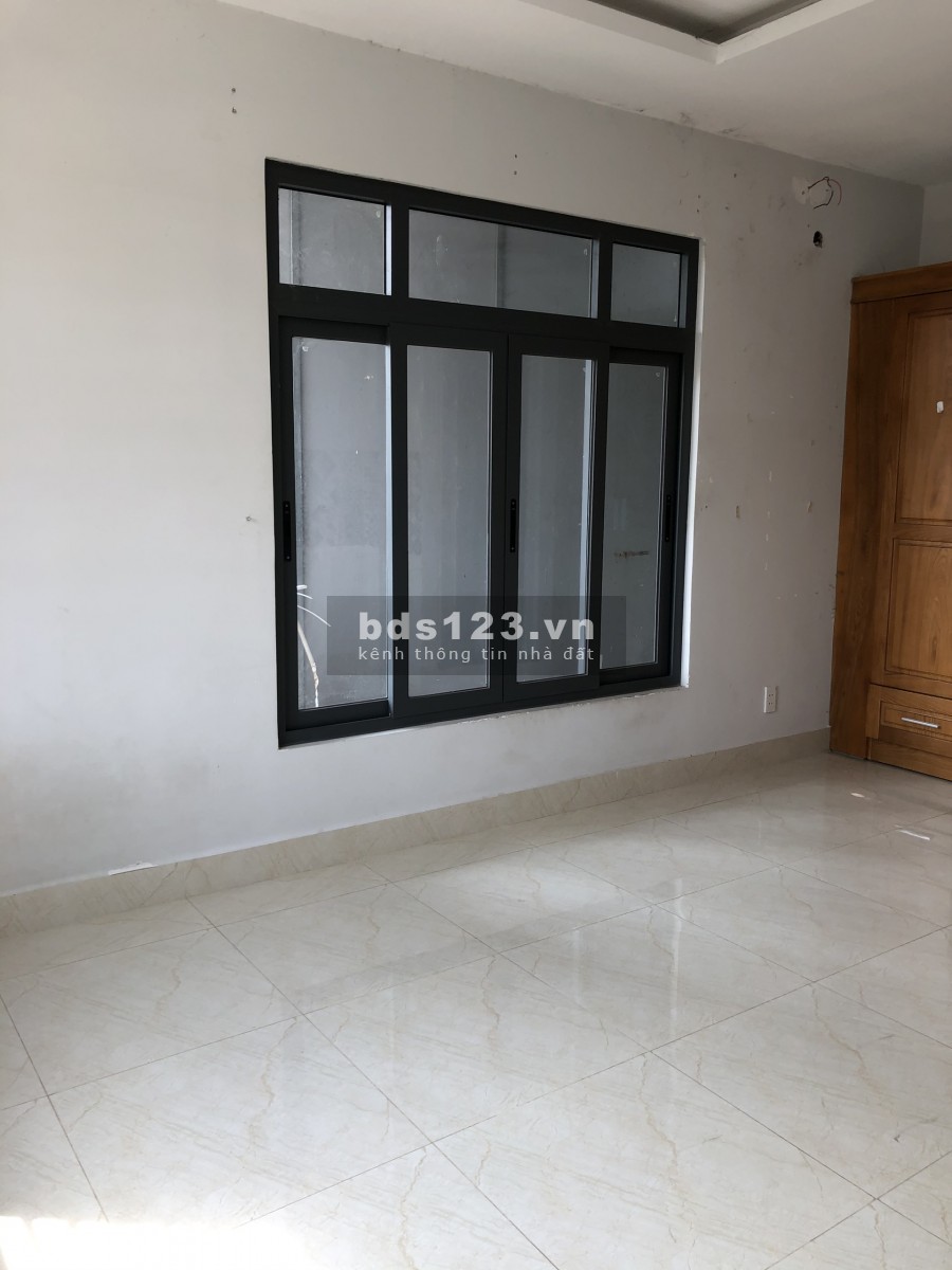 Mới HXH D1 4.3x10m 1T 1 Lững 2 Lầu 4PN 5WC Ở GĐ và KDOL