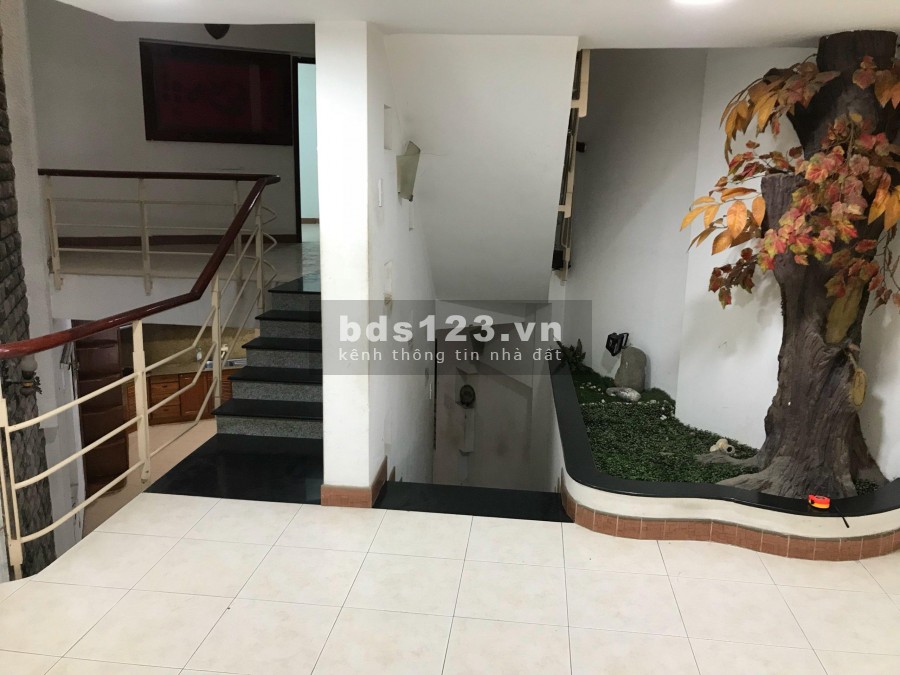 Cho thuê nhà khu k200 nguyên căn MT đường Hoàng Hoa Thám Phường 12, Quận Tân Bình (nhà như hình)