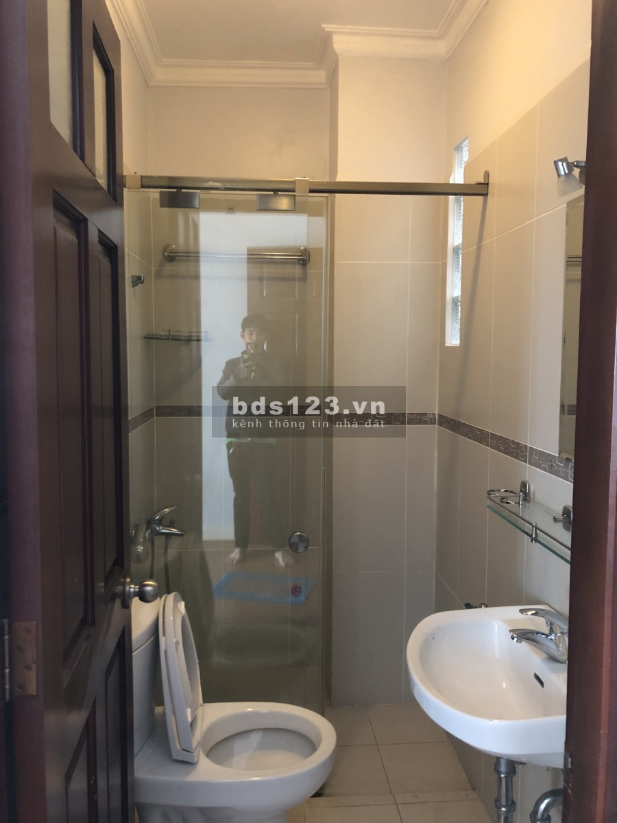 Nhà Full Nội Thất HXH đường Bạch Đằng 4.5*20m Trệt 3L-ST