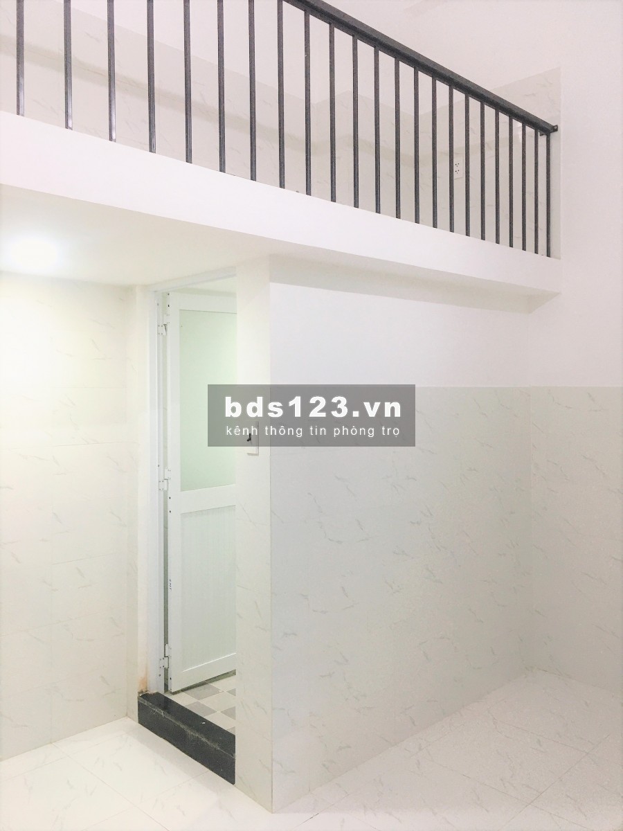 Phòng gác cao, máy lạnh gần cv Làng Hoa Gò Vấp - giá sinh viên chỉ 3tr