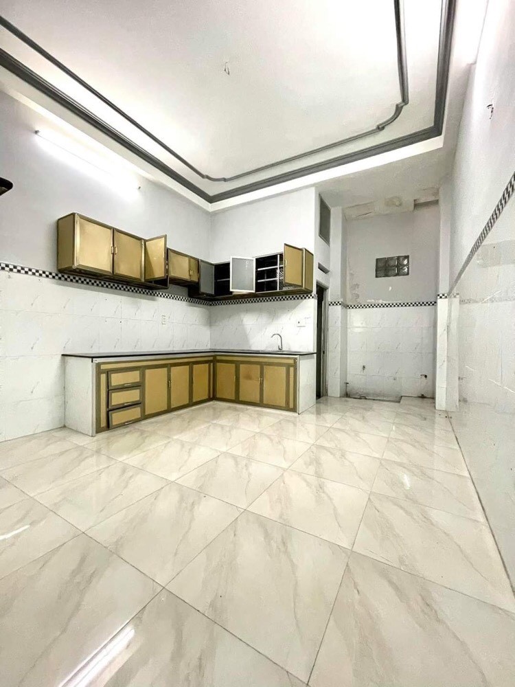 Bán Nhà Mặt tiền Ni Sư Huỳnh Liên Tân Bình 5x20 giá rẻ chỉ 11tỷ