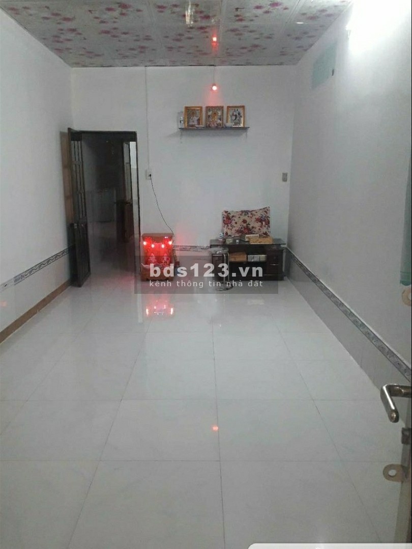 Cho thuê nhà 200m2 giá 15 triệu Huỳnh Tấn Phát, Quận 7