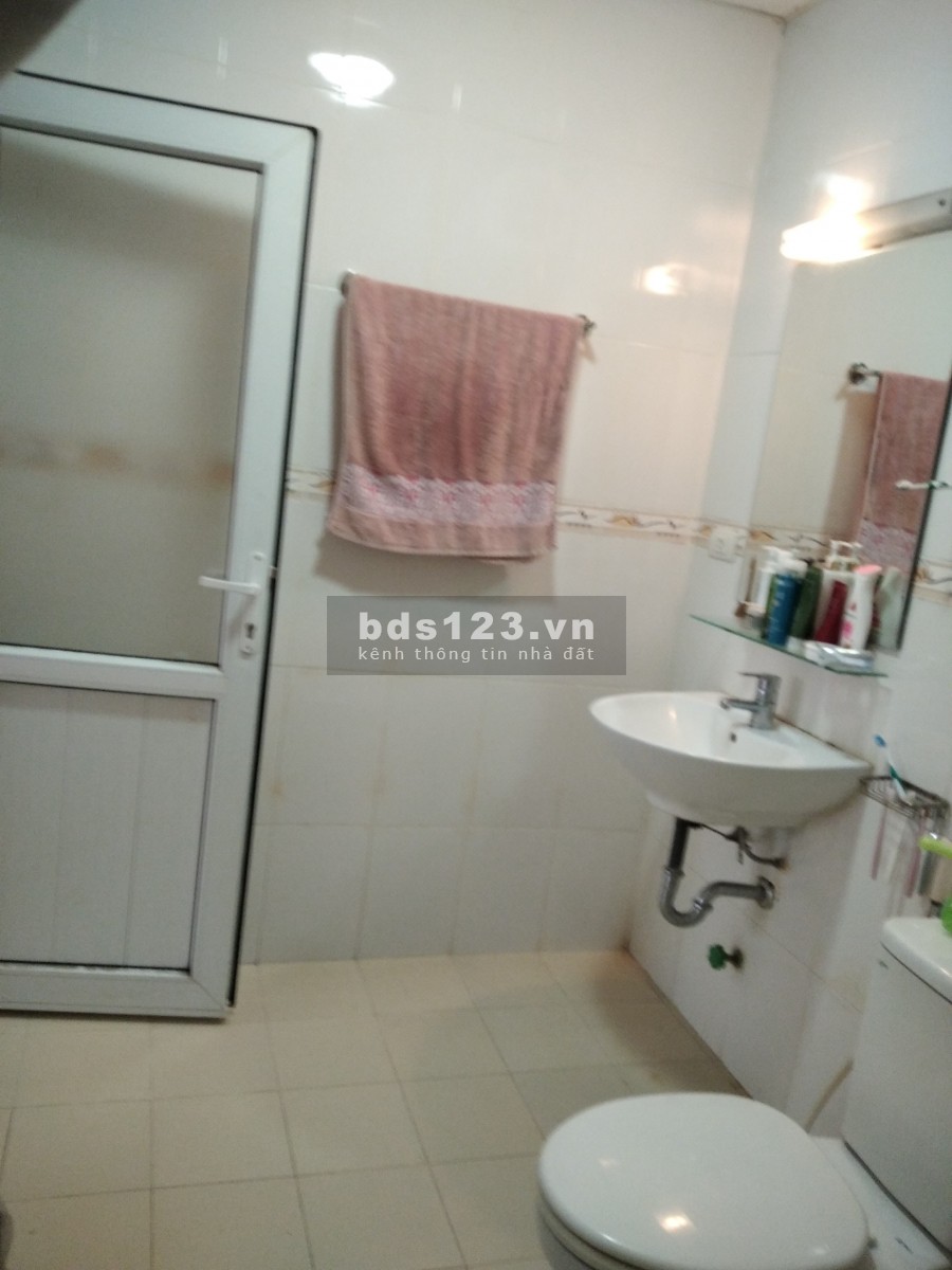 Cần bán căn hộ chung cư CT2A Nam Cường 81m2 ngõ 234 Hoàng Quốc Việt
