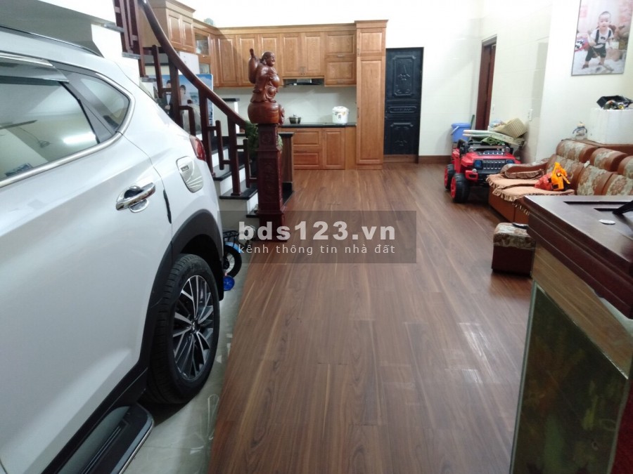 Chuyển công tác cần bán nhà Từ Sơn 70m 3 tầng chỉ 2.6 tỷ.