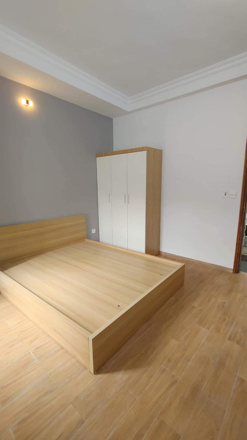 Gia đình cần bán nhà đang cho thuê đầu tư ở Phố Vọng