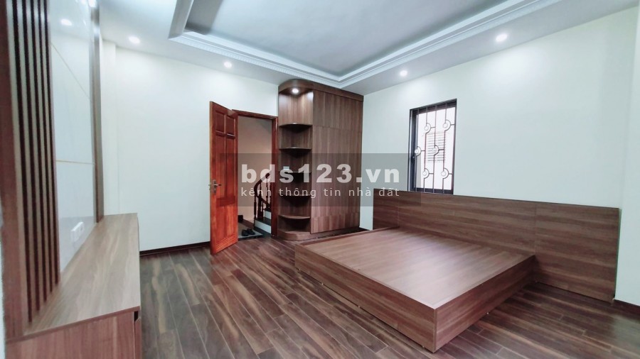 NGUYỄN CHÍNH 53MX5 TẦNG 4.65 TỶ, KINH DOANH, GARA Ô TÔ