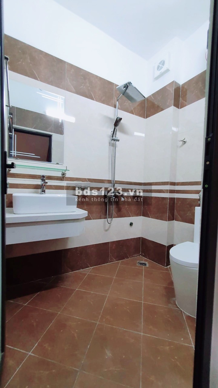 NGUYỄN CHÍNH 53MX5 TẦNG 4.65 TỶ, KINH DOANH, GARA Ô TÔ