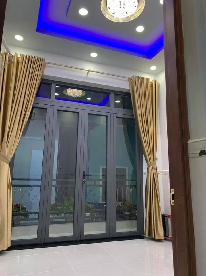 BÁN GẤP Nhà Đẹp Giá Rẻ, Xe Hơi Vào Tận Nhà, 3 Tầng, 58 m2, giá 5.7 Tỷ.