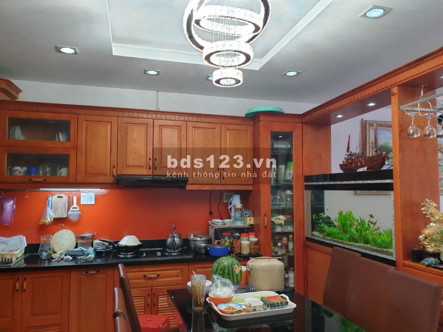 XH ngủ nhà HẺM KINH DOANH KHU VIP 98m2 P2, Q. Tân Bình 15 tỷ 6