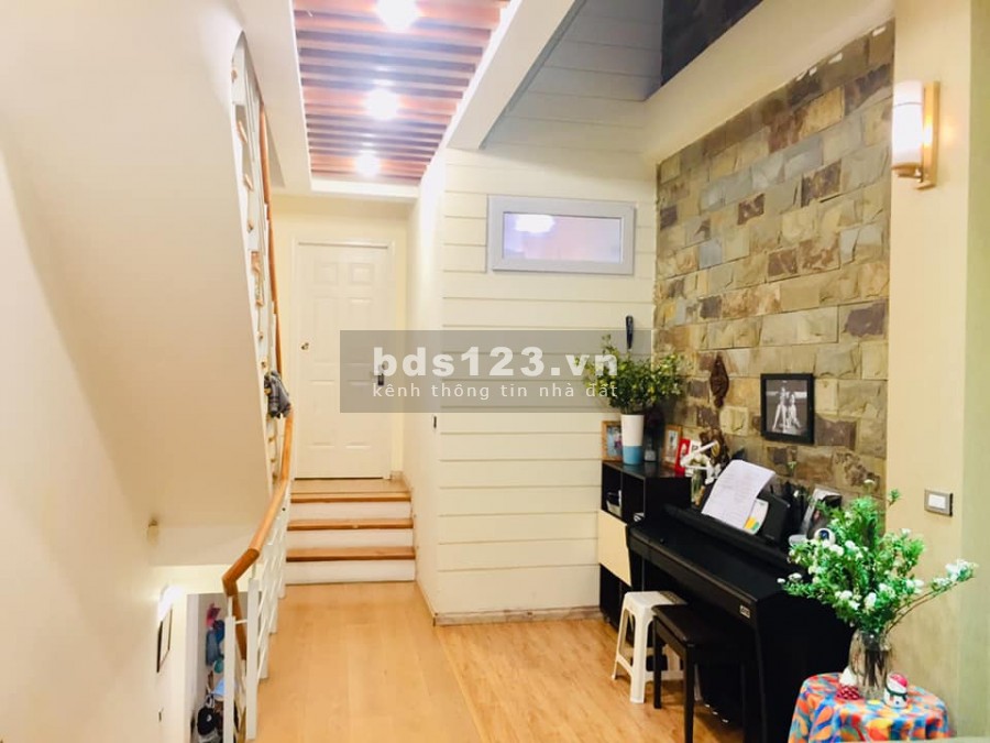 Bán nhà biệt thự mini, nhỉnh 6 tỷ, oto đỗ cửa quay đầu