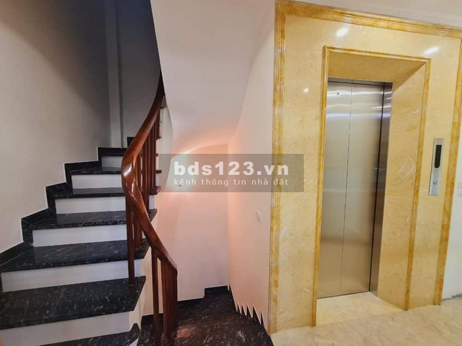 Bán nhà phân lô Trung Kính, Cầu Giấy, 45m2, 7 tầng thang máy nhà đẹp ở luôn