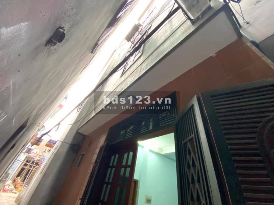 Bán nhà phố Lĩnh Nam 24m2 5 tầng