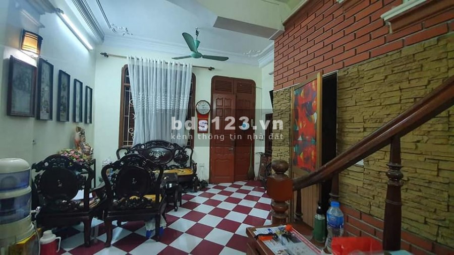 HAI BÀ TRƯNG QUẬN PHỐ HIẾM NHÀ BÁN GIAO THÔNG THUẬN LỢI Ở NGAY