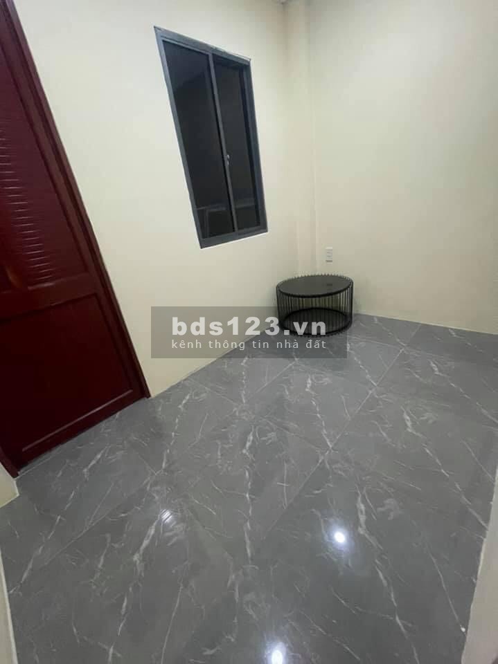 Bán nhà 4 Tầng BTCT dt (4 x7)m giá 3 tỷ hơn