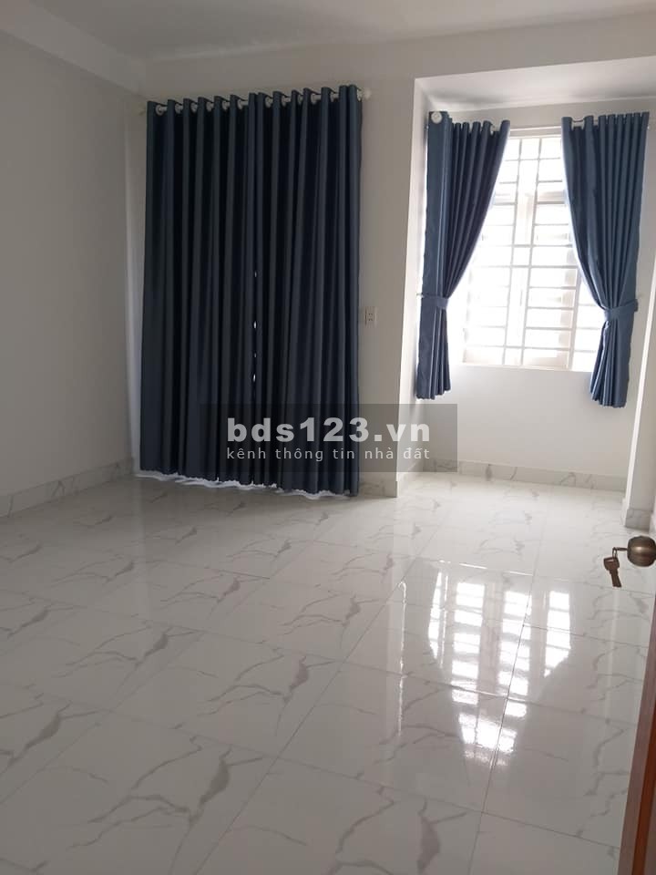 Bán nhà 4 Tầng BTCT dt (4 x7)m giá 3 tỷ hơn