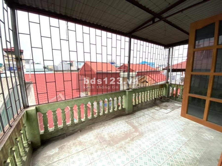 30m2 4 Tầng Sổ Đỏ trao tay Cách 50m ra mặt Phố Vĩnh Hưng Giá 2 tỷ 850tr