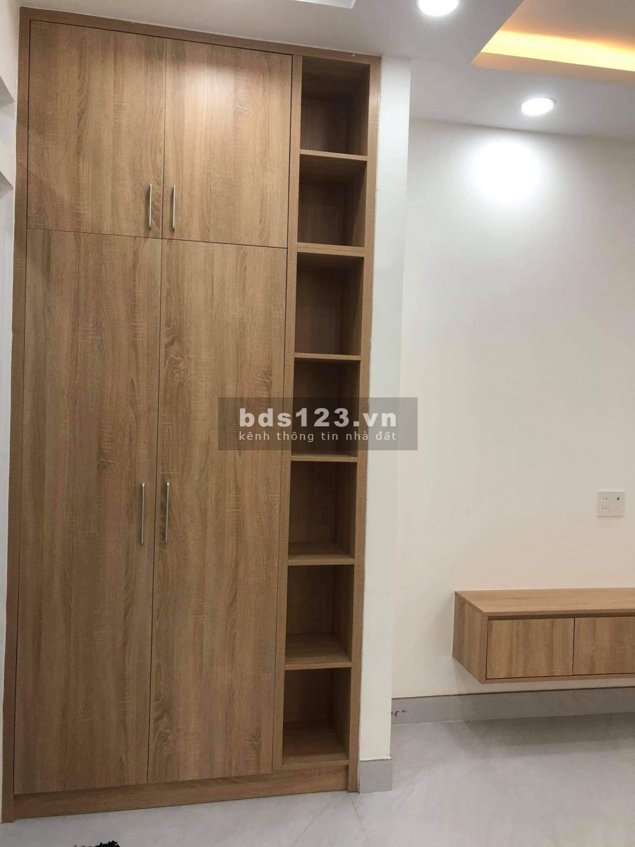 Bán nhà mặt tiền Phạm Văn Đồng Bình Thạnh 42m vuông giá chỉ 8.8 tỷ(thương lượng)