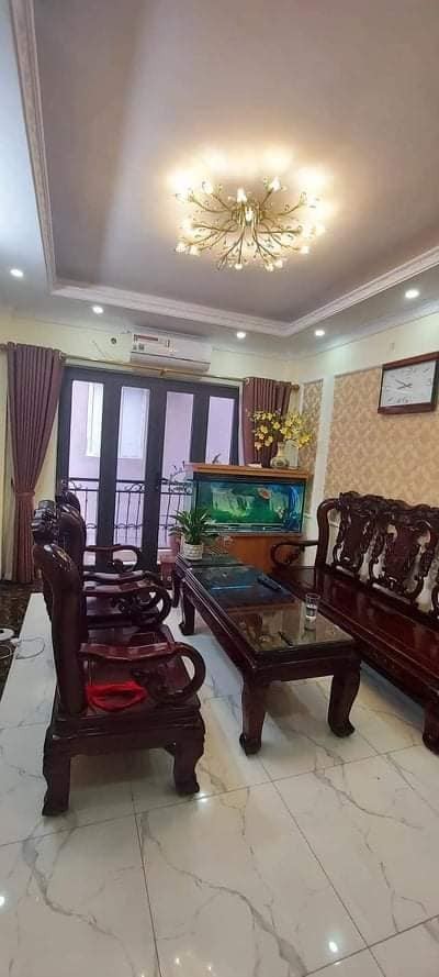 Bán gấp nhà kim giang hoàng mai 50m 4 tầng 3 tỷ