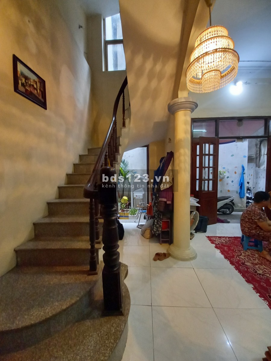 Nhà Quan bề thế, thênh thang 50M2*3T Lê Thanh Nghị nhỉnh 3 tỷ
