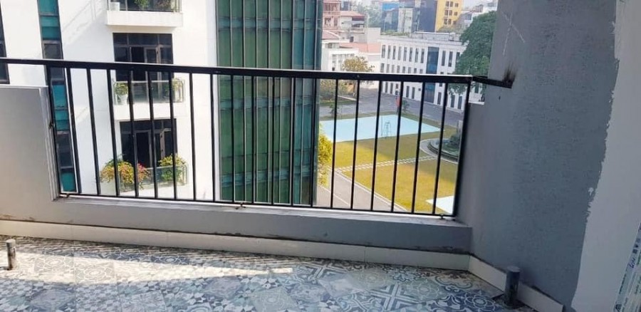 Bán toà căn hộ Trung Hoà 130m2 x 9 tầng MT 7.7m, 200tr/th, ô tô, thang máy, giá đẹp.