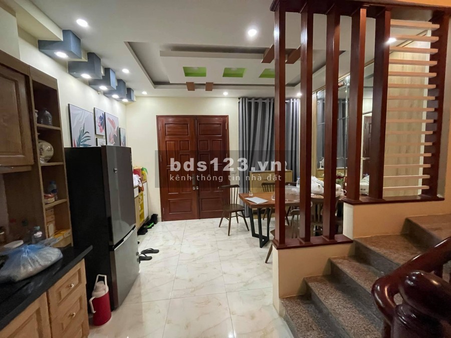 BÁN NHÀ XUÂN ĐỈNH, 30m2, 5 tầng, ngõ rộng, chỉ 3.3 tỷ