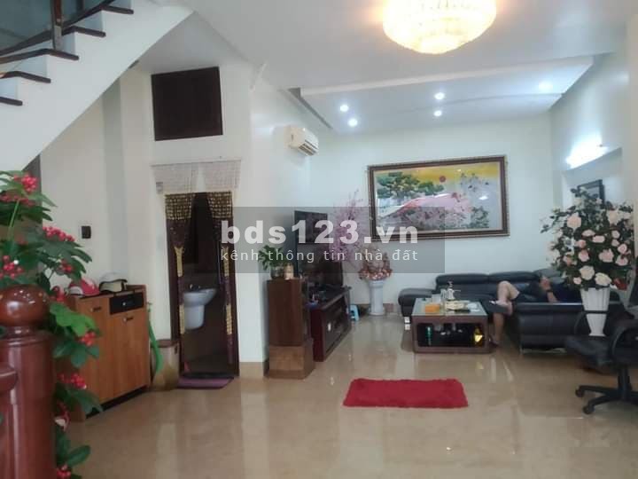 Bán nhà Duy Tân, Cầu Giấy. Otô tránh.KD.MT 5.5m. DT 55m2.Giá 8.4 tỷ