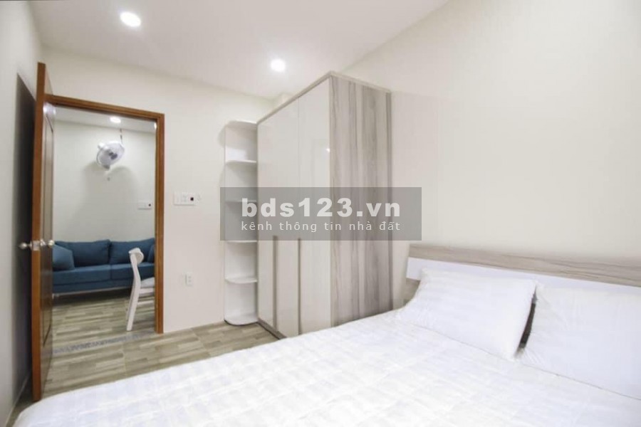 Cho thuê căn hộ Tân Bình 2PN ngay sân bay.