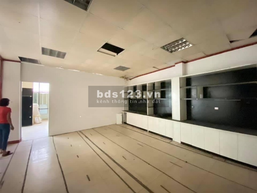 Bán nhà LÊ THANH NGHỊ, Nhà đẹp ở ngay, 75M2 giá 26,5 tỷ