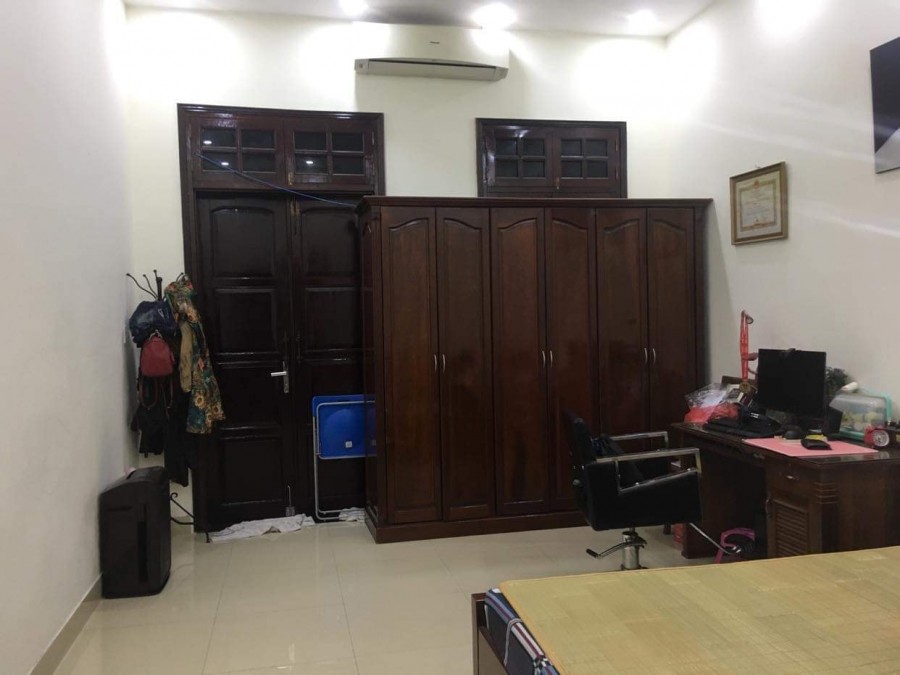 Bán Nhà Nguyễn Trãi 60m2x4T, Nhà Rộng Đẹp Nở Hậu, Thoáng Trước Sau, Mặt Tiền 4m Chỉ 5.25 Tỷ