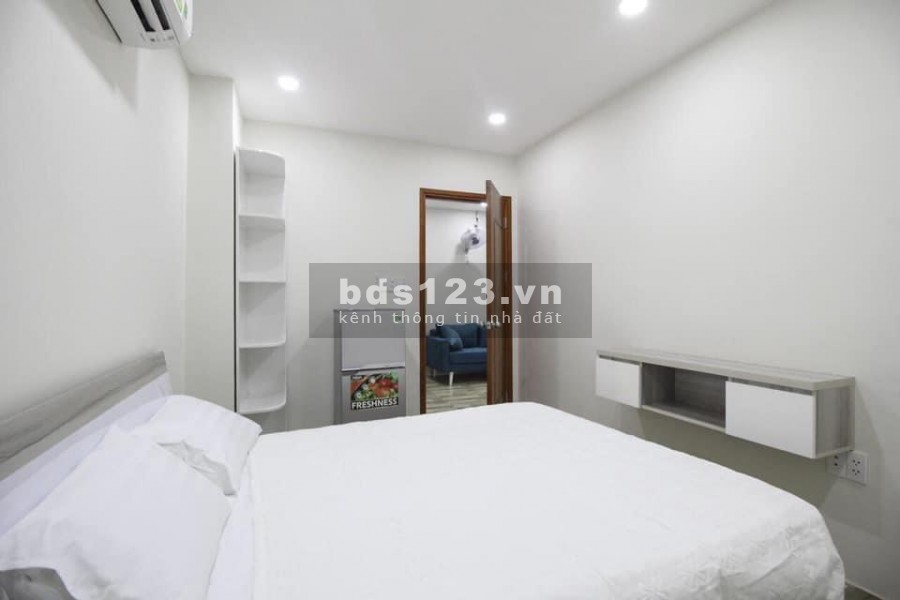 Cho thuê căn hộ Tân Bình 2PN ngay sân bay.