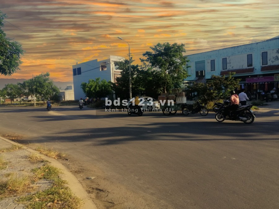 Chào bán đất nền sổ đỏ phía Nam Đà Nẵng, khu phố chợ Điện Bàn