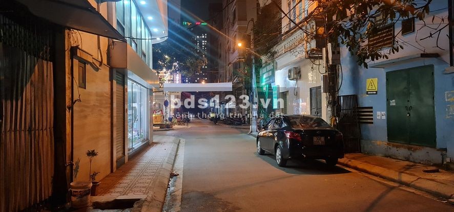 BÁN NHÀ DƯỜNG NGUYỄN XIỂN 51m2 , 5 TẦNG , 4m MẶT TIỀN GIÁ SỐC 11 TỶ