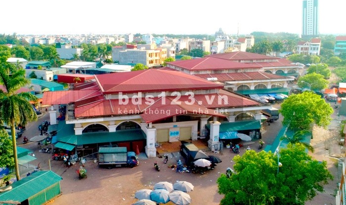 Bán đất mặt đường Ngô Sĩ Liên, KĐT Vạn Lộc, TP HD, 69.8m2, mt 4.5m, đường 13.5m, giá tốt