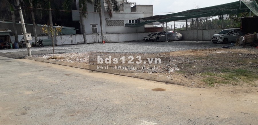 Cho thuê đất, mặt bằng làm kho - bãi, giá tốt, thương lượng chính chủ, xe qua lại nhiều