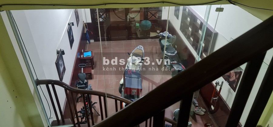 BÁN NHÀ DƯỜNG NGUYỄN XIỂN 51m2 , 5 TẦNG , 4m MẶT TIỀN GIÁ SỐC 11 TỶ