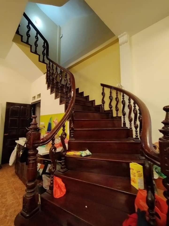 Quá đẹp! Bán nhà Ngõ 68 Cầu Giấy, 5 tầng, dịch vụ, tiện ích cực đỉnh