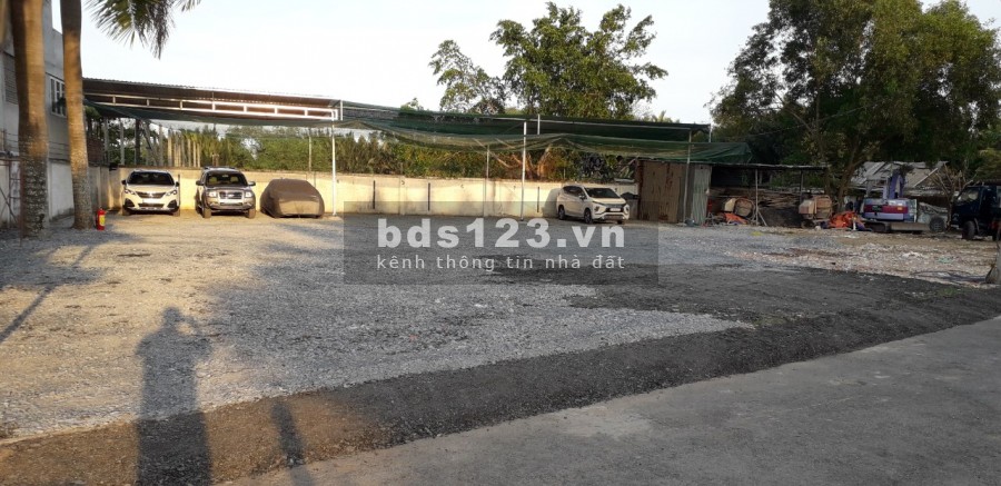 Cho thuê đất, mặt bằng làm kho - bãi, giá tốt, thương lượng chính chủ, xe qua lại nhiều