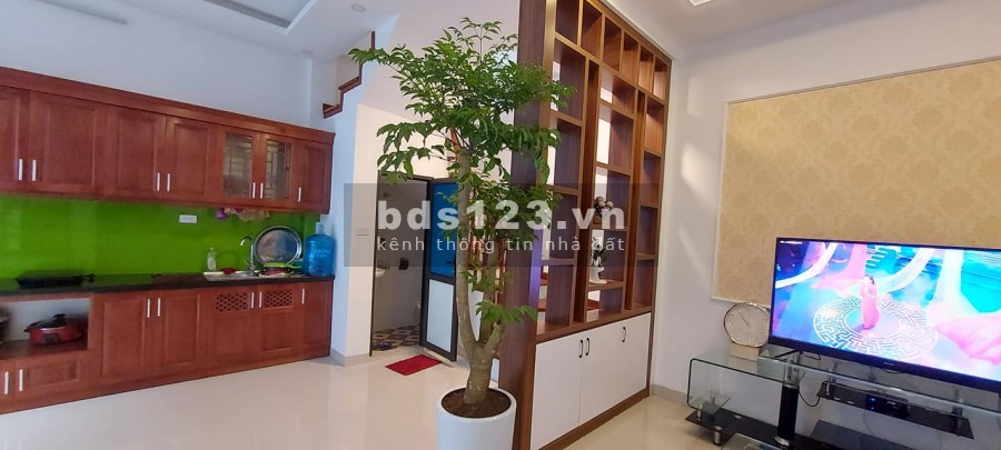 TÂN MAI 40M X4 TẦNG 5 TỶ, KINH DOANH ĐỈNH, Ô TÔ VÀO NHÀ