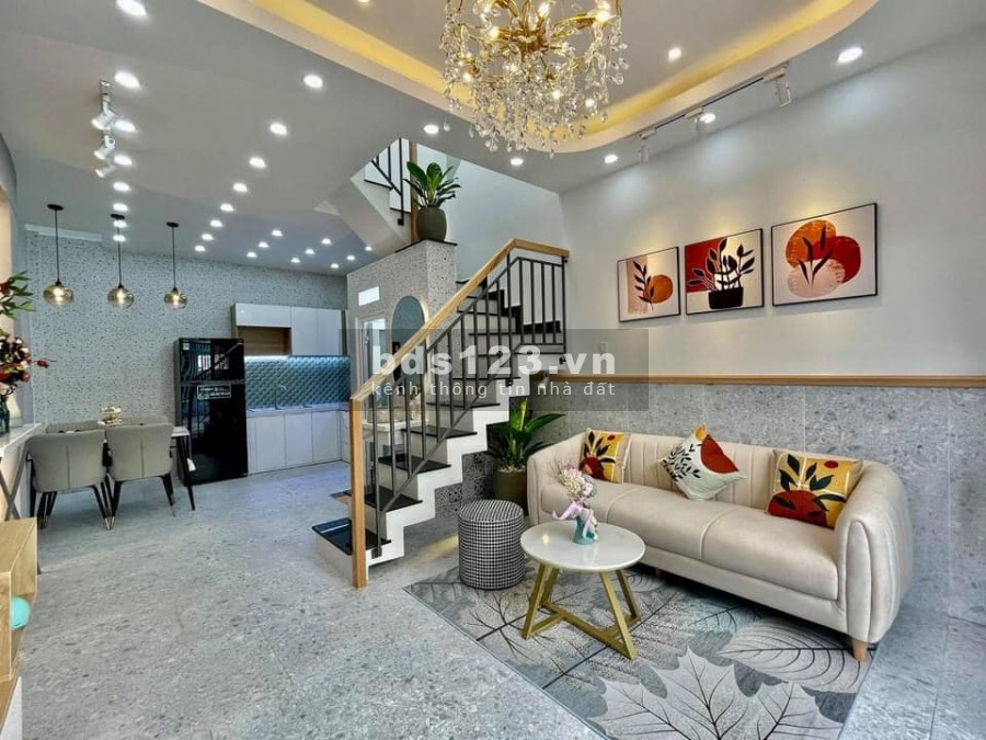Bán nhà mới xây HXH Lê Văn Thọ P9 Gò Vấp. DT 90m2 tặng full nội thất đẹp