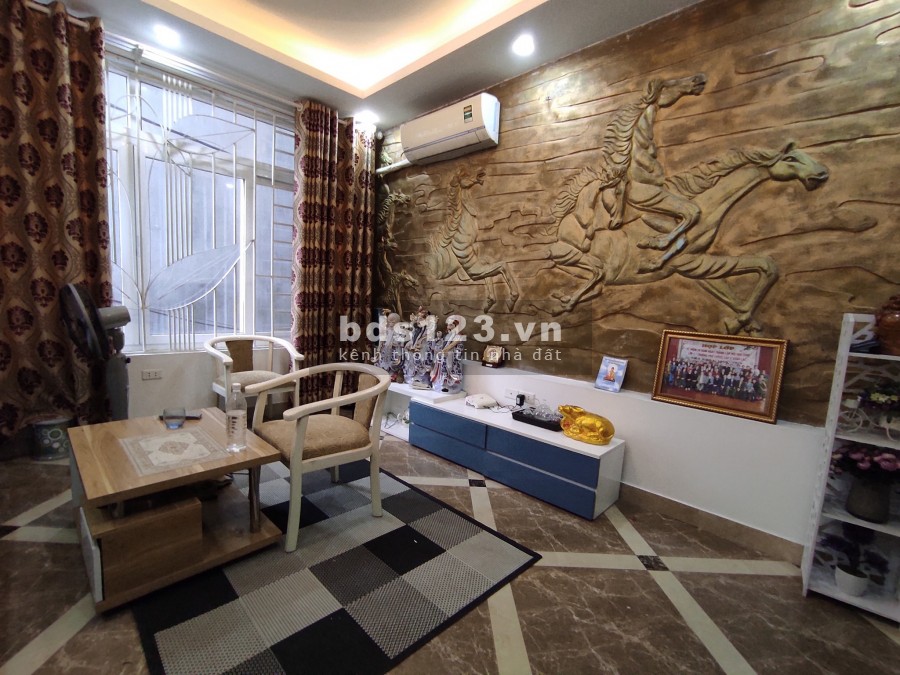 NHÀ ĐẸP LÂM DU, LONG BIÊN 10M RA Ô TÔ 10P CHẠY XE SANG PHỐ CỔ NỘI THẤT CỰC ĐẸP